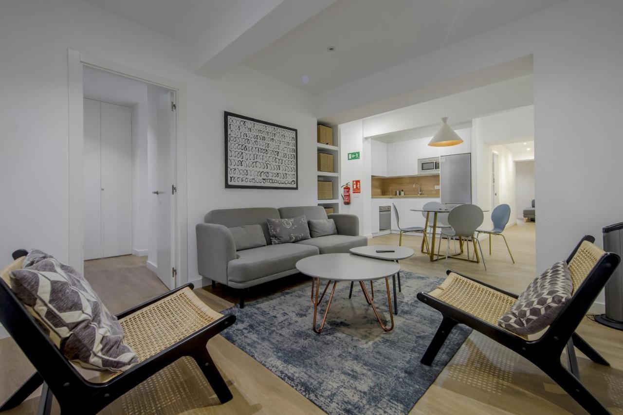 Nuevo Piso Para 7 En El Corazon Del Rastro/Madrid Eksteriør bilde