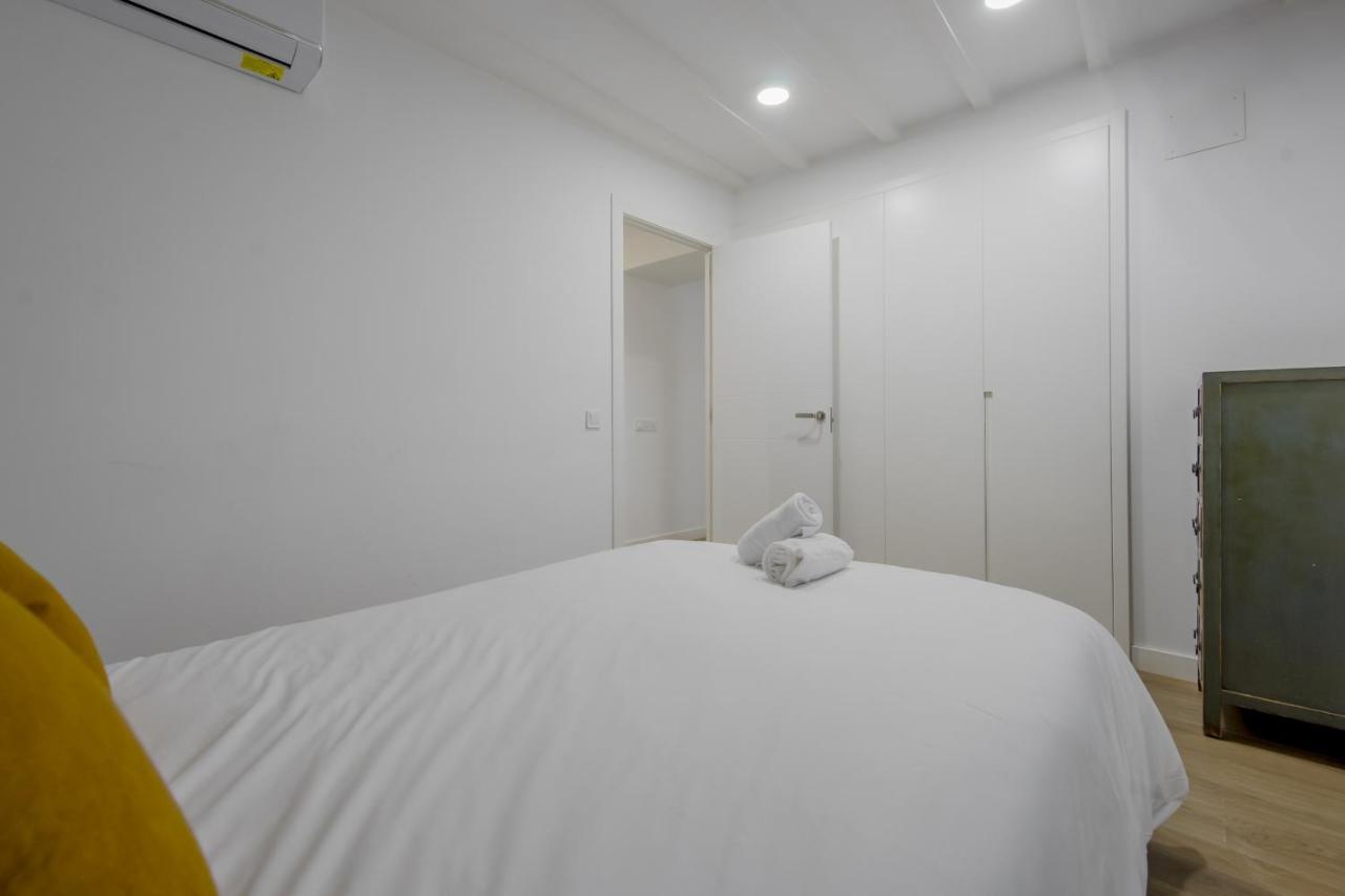 Nuevo Piso Para 7 En El Corazon Del Rastro/Madrid Eksteriør bilde