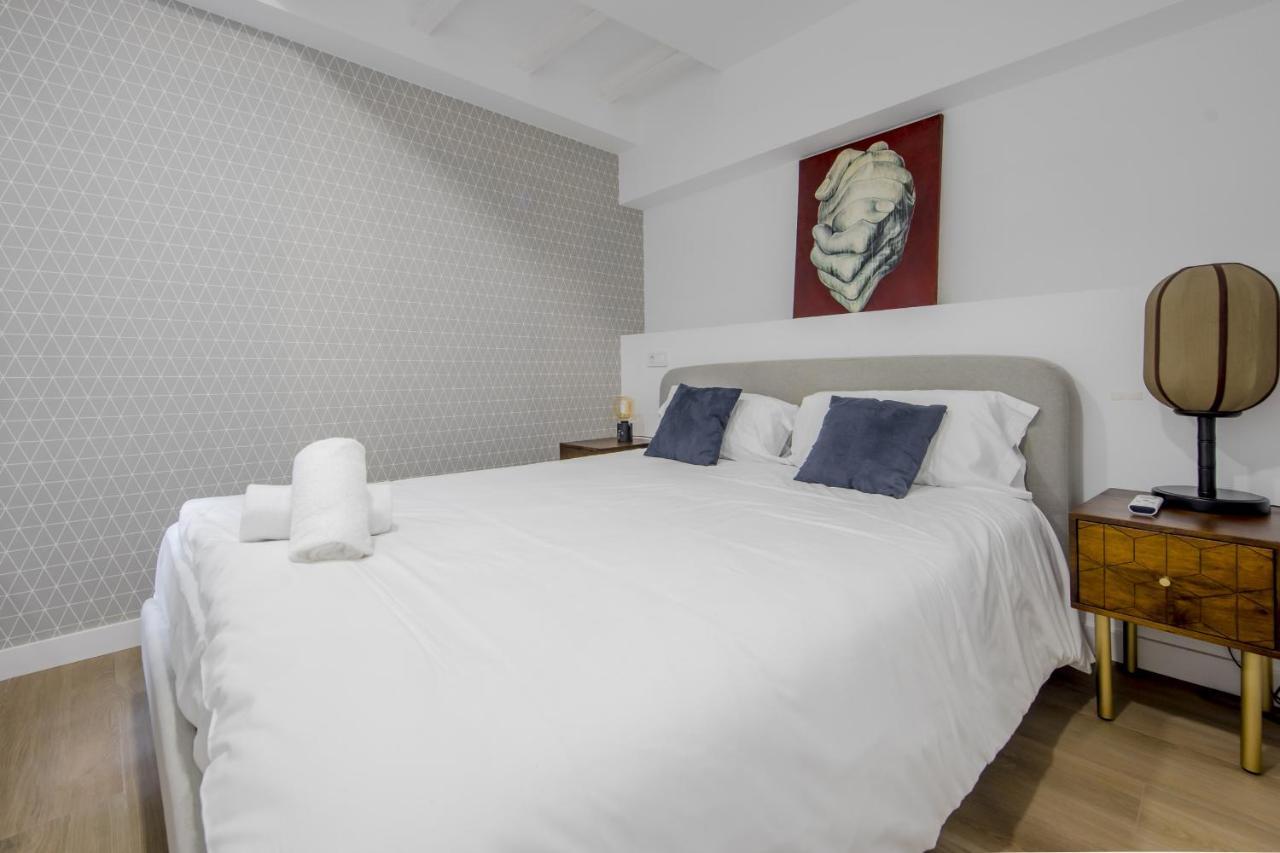 Nuevo Piso Para 7 En El Corazon Del Rastro/Madrid Eksteriør bilde